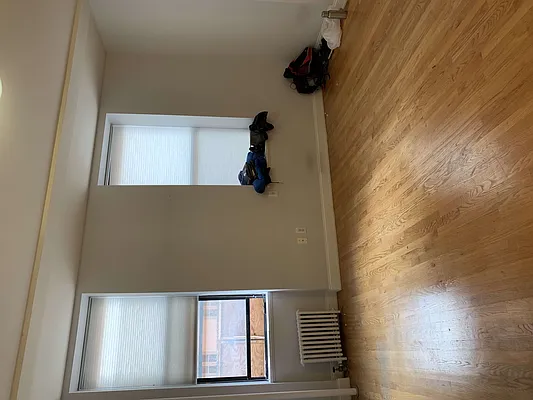 Rented by Flatiron Real Estate Advisors LLC | media 8