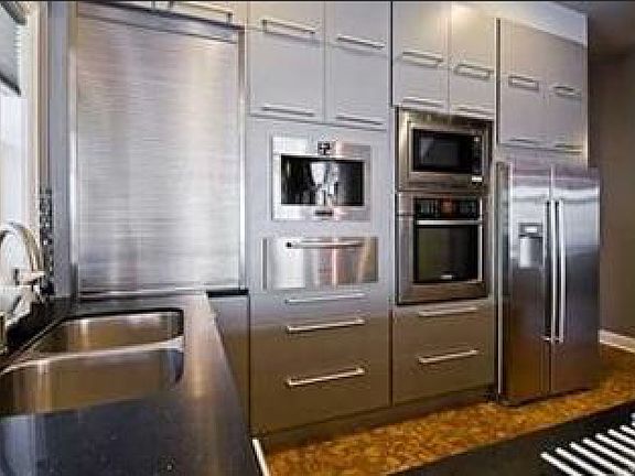 BUILT-IN BOSCH APPLIANCES