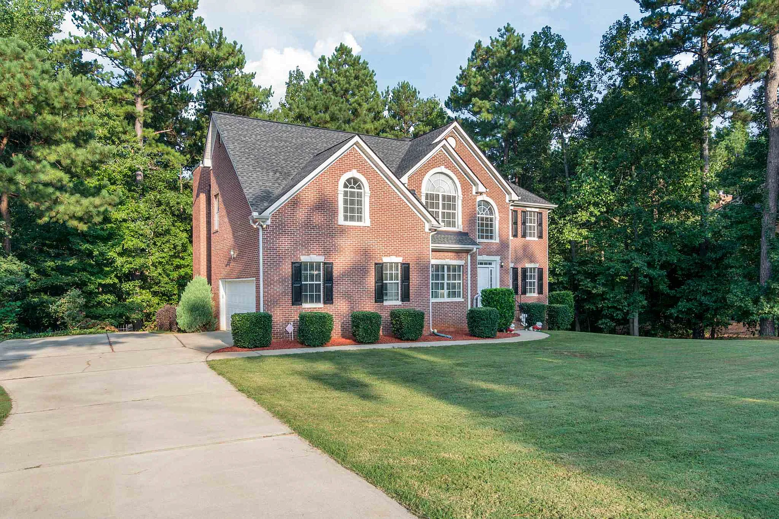 1091 Upchurch Rd photo 1
