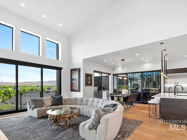 752 E Ashbourne Ln, Eagle, ID 83616