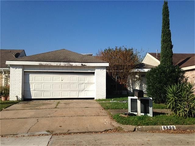 1st image of 6506 Briar Glade Dr