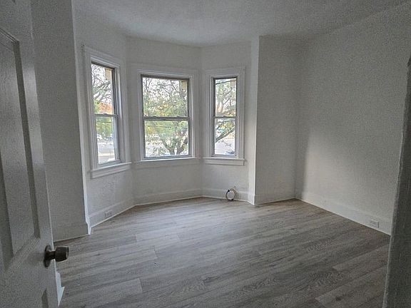 5th image of 41 Wilkinson Pl