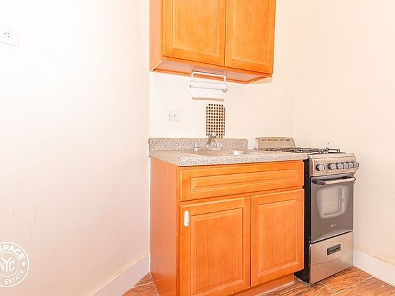 2nd image of 250 Clarkson Ave #252