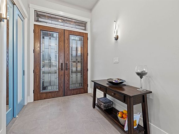 5th image of 1314 Myra Pl