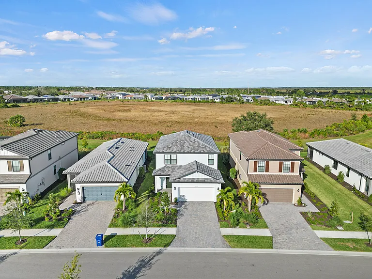 6288 Winding Pine Dr — Photo 35