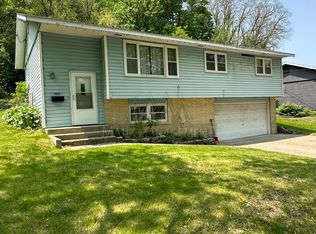 1822 Spruce Dr, Red Wing, MN 55066