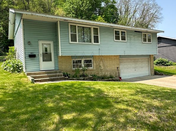 1822 Spruce Dr
