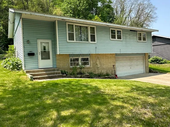 1822 Spruce Dr, Red Wing, MN 55066