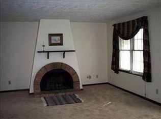 5295 Coco Dr, Huber Heights, OH 45424