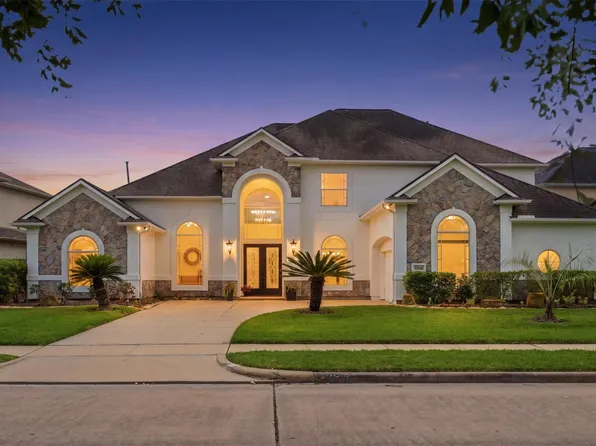 11512 Watercastle Ct, Pearland, TX 77584