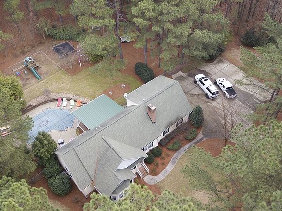 3rd image of 220 Needwill Ct