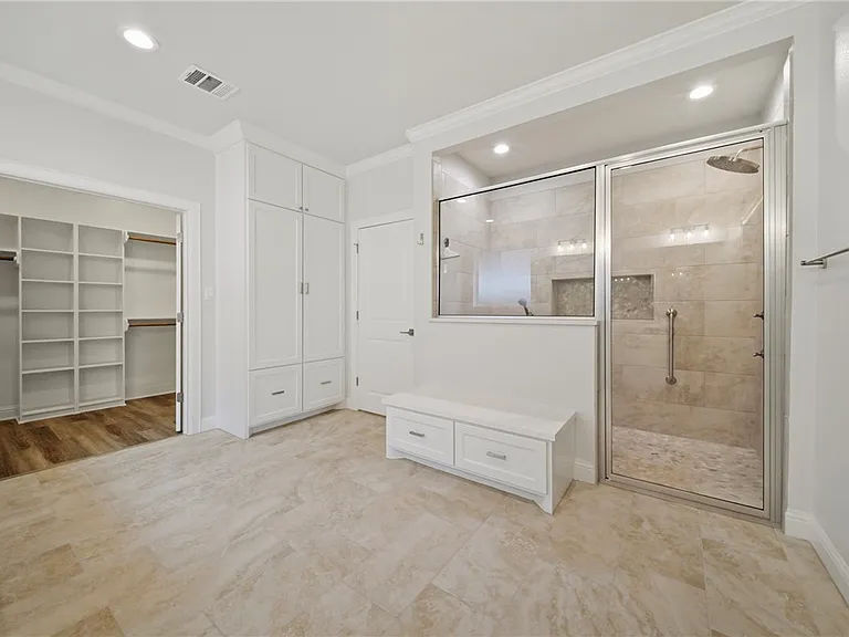 4725 Pearl River Ct — Photo 12