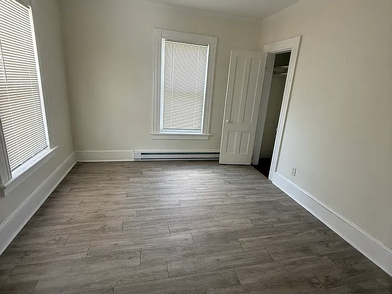 188 Hoffman St #2 — Photo 8