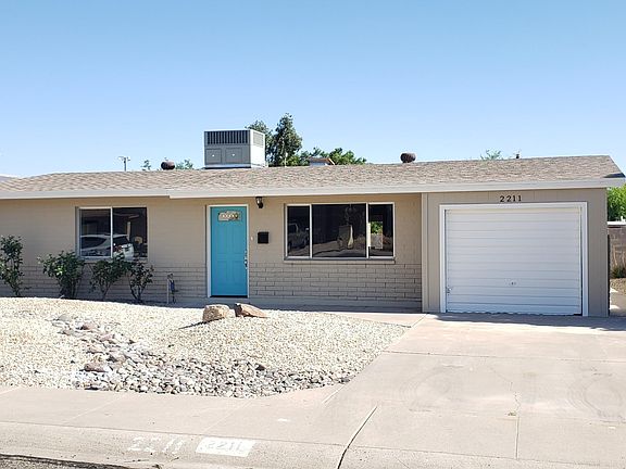 2nd image of 2211 W Corrine Dr