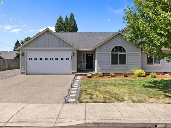 680 Andrian Dr, Molalla, OR 97038