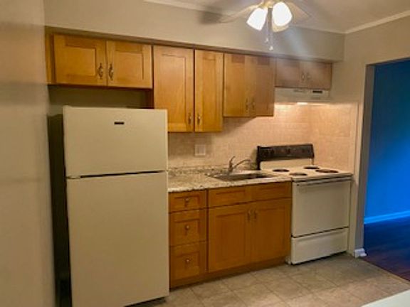 4th image of 1228 Eddystone Ave #A-5