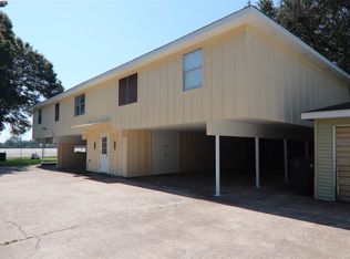 5032 Monroe St APT A, Groves, TX 77619