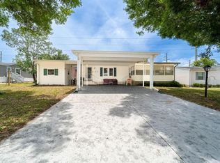 44 Florence Blvd, Debary, FL 32713