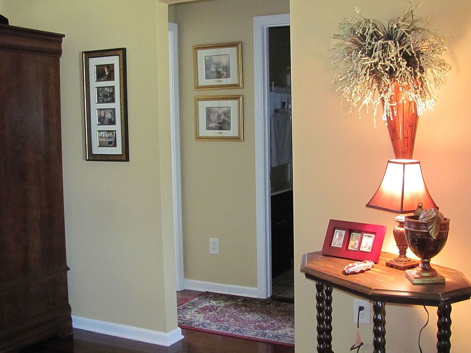 Living Room - Connection to the 2nd and 3rd Bedrooms