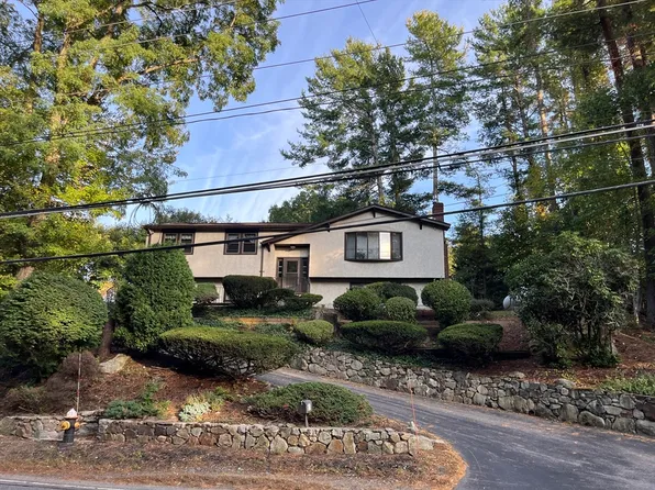 687 Pleasant St, Stoughton, MA 02072