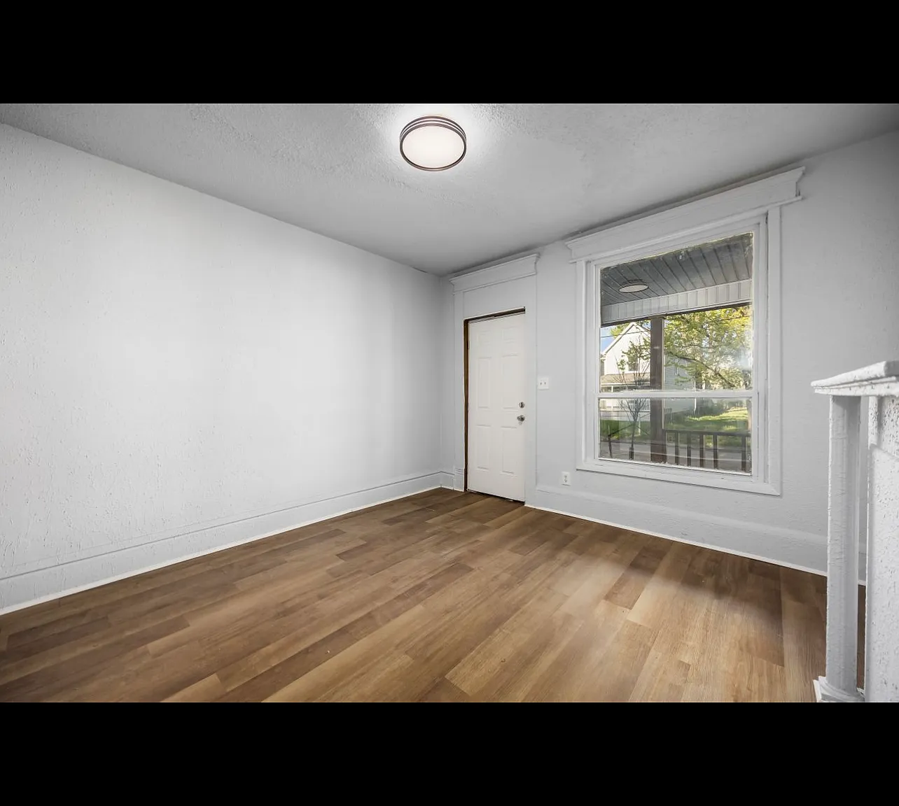 2 bed, 1100 sqft, $1,250 — Photo 4