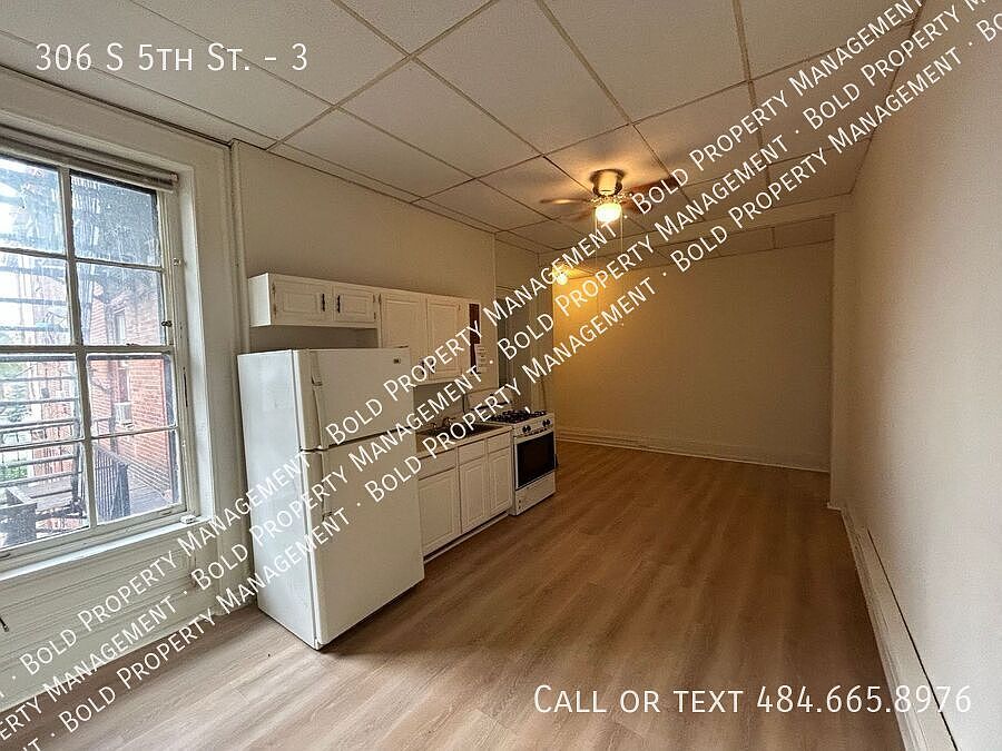 1st image of 306 S 5th St APT 3