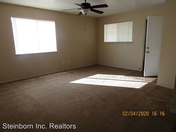 3rd image of 2912 Los Amigos Ct APT C