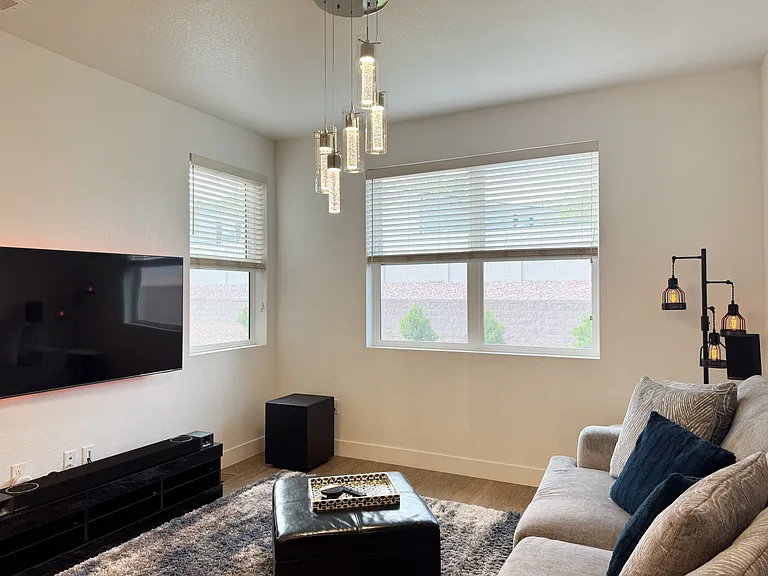 4287 E 98th Pl — Photo 7