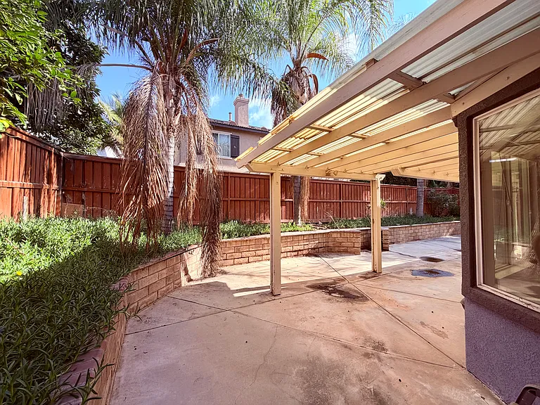 9489 Cedar Glen Ct — Photo 39