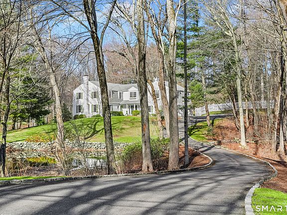 2nd image of 165 Hemlock Hills Road South
