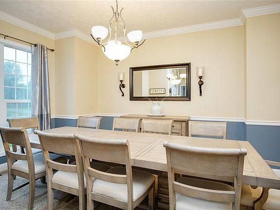 5th image of 9401 Gem Stone Dr