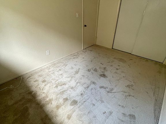 5th image of 3111 Reynard Way #3111