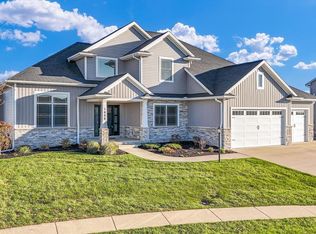 1606 Sandcherry Ct, Champaign, IL 61822