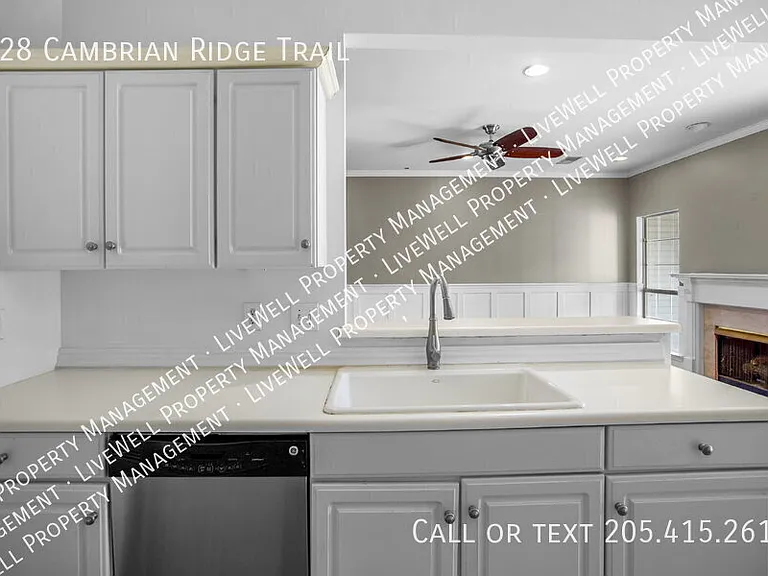 428 Cambrian Ridge Trl — Photo 35