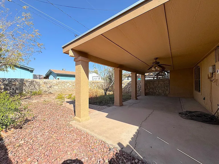 8511 Victor Ln — Photo 19