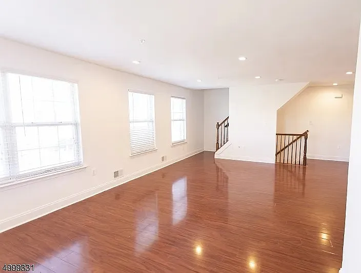 49 Cornerstone Ln #1 — Photo 7