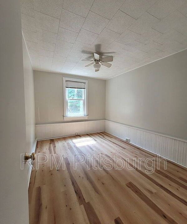 935 Center Ave, Blawnox, PA 15238 Zillow