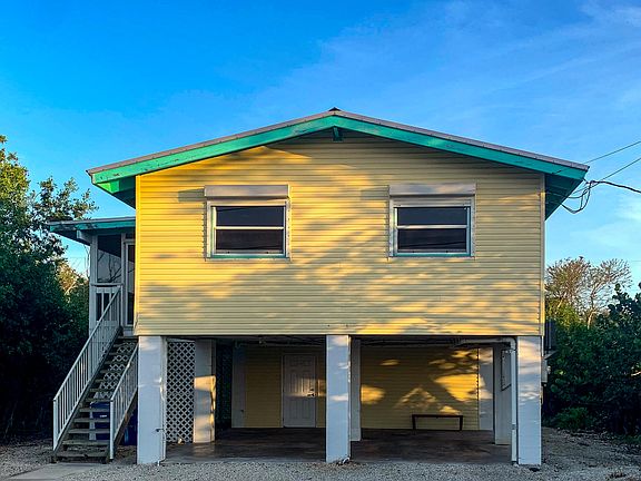 2nd image of 31042 Hibiscus Dr
