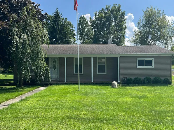 109 Wilbur St, North Adams, MI 49262