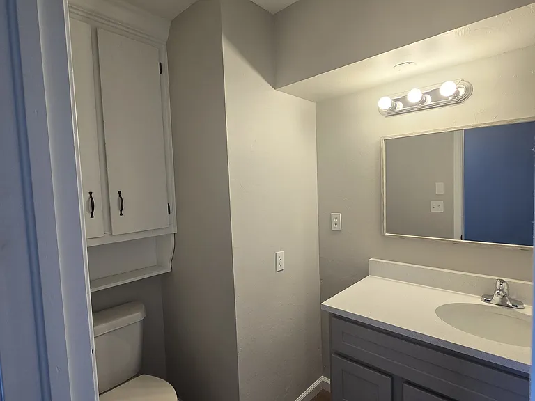 1303 Canterbury Blvd — Photo 18