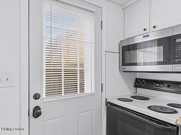 5th image of 1934 Goldsmith Ln APT 2