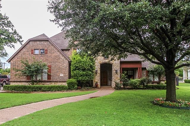 1st image of 1008 Merlot Dr