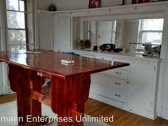 5th image of 2329 E Belleview Pl APT E