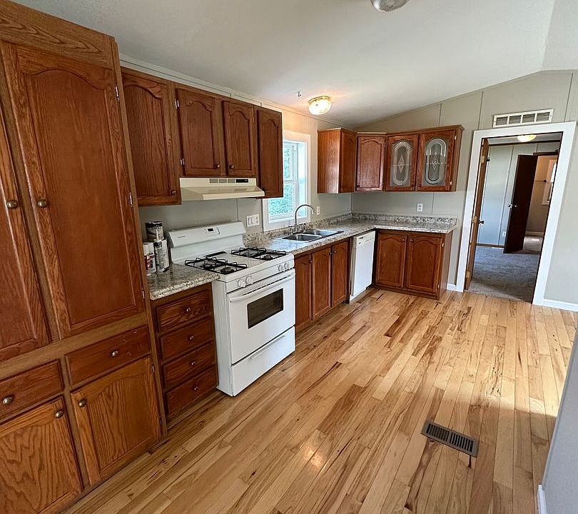 Geyser Trailer Court Apartments Livingston, MT Zillow