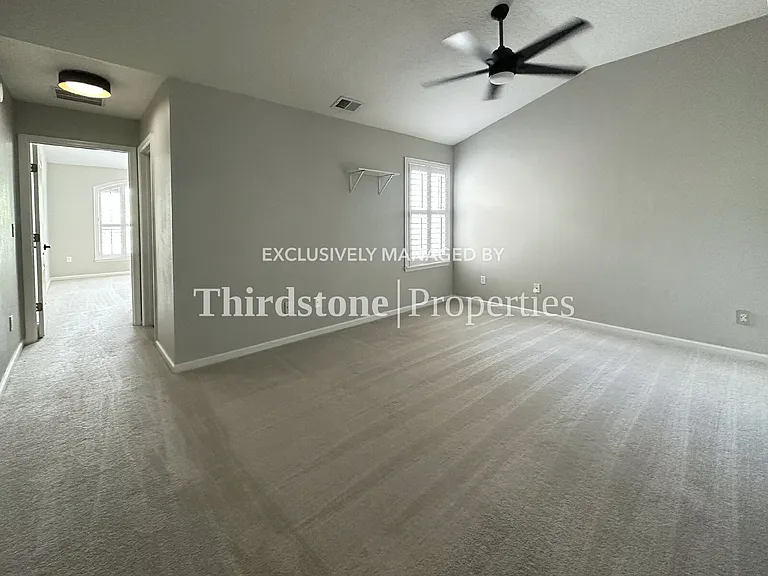 6131 Bartram Village Dr — Photo 12