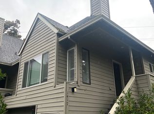 1417 Laurel St, Lake Oswego, OR 97034