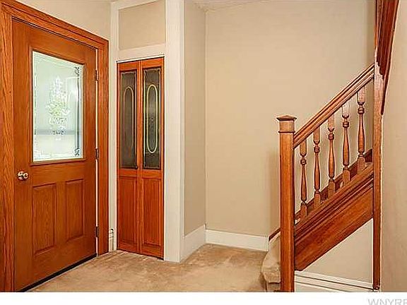 3rd image of 418 Prospect Ave