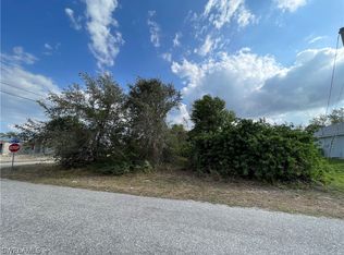 4001 25th St SW, Lehigh Acres, FL 33976