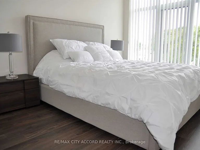 1 Old Mill Dr #128 — Photo 9