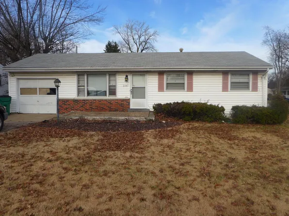 1347 Farmview Ave, Saint Louis, MO 63138